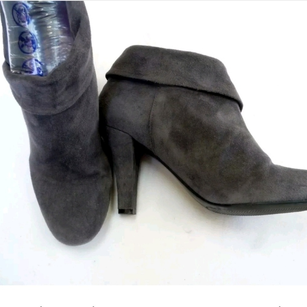Enzo Angiolini Gray Rauchy Cuffed Ankle boots